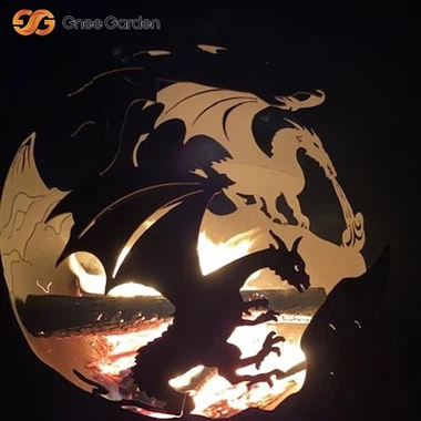 Εξωτερική σφαίρα Corten Steel Sphere Fire Pit με σχεδιασμό δράκων